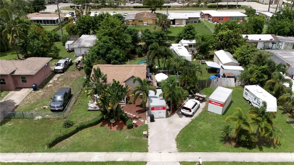 2105 Carrell Road Fort Myers FL 33901