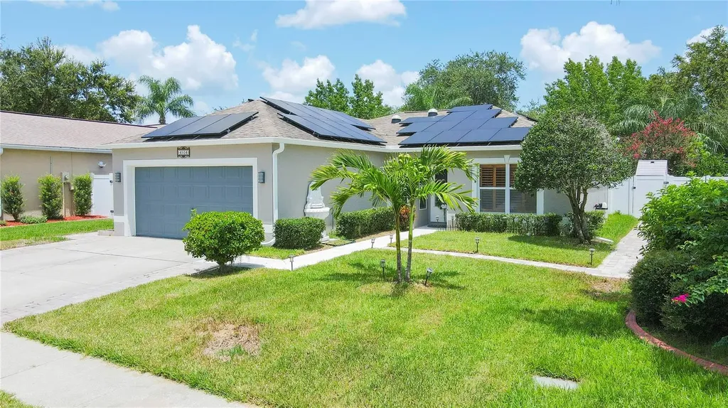 4504 Horseshoe Pick Lane Valrico FL 33594