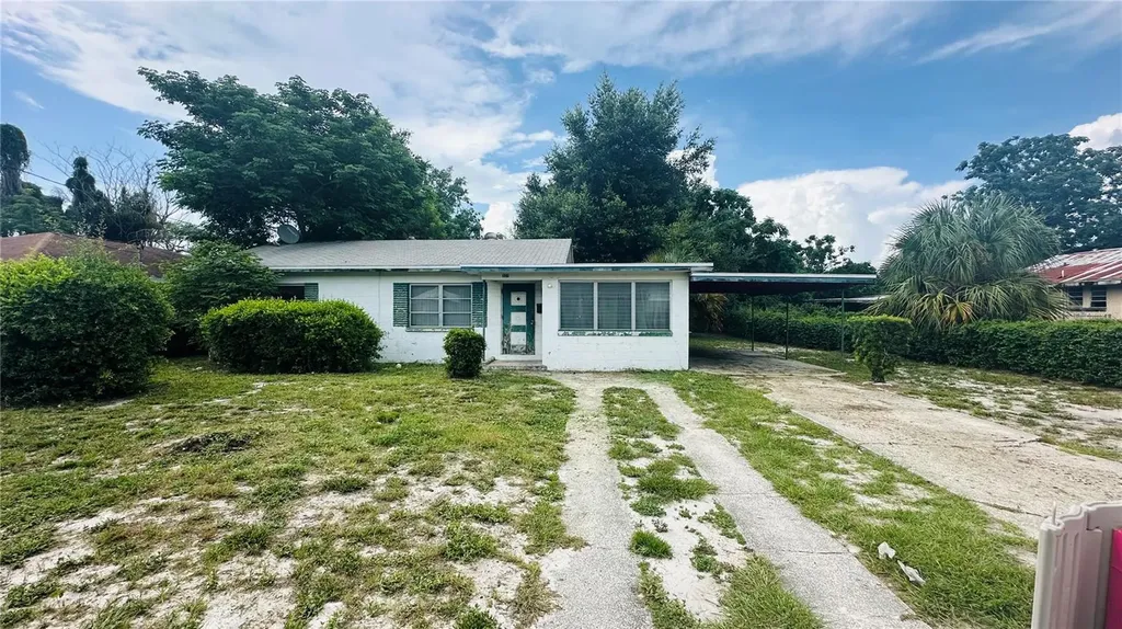 307 Avenue U NE Winter Haven FL 33881
