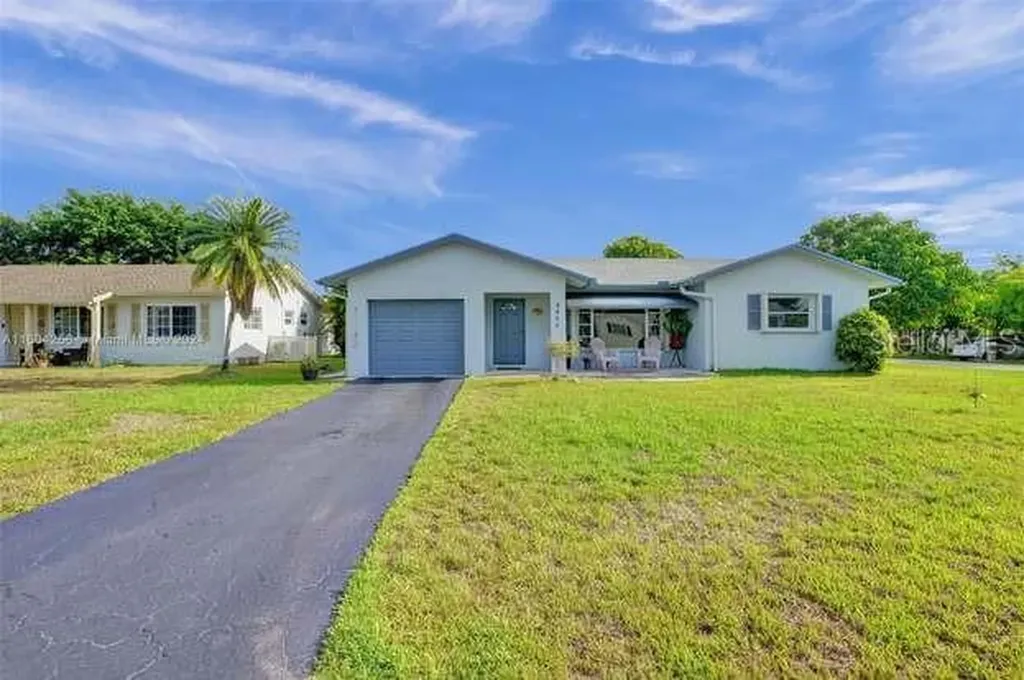 9407 NW 73rd Street Tamarac FL 33321