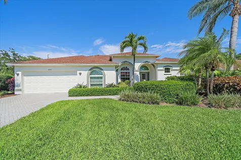 9472 Hawksmoor Lane Sarasota FL 34238