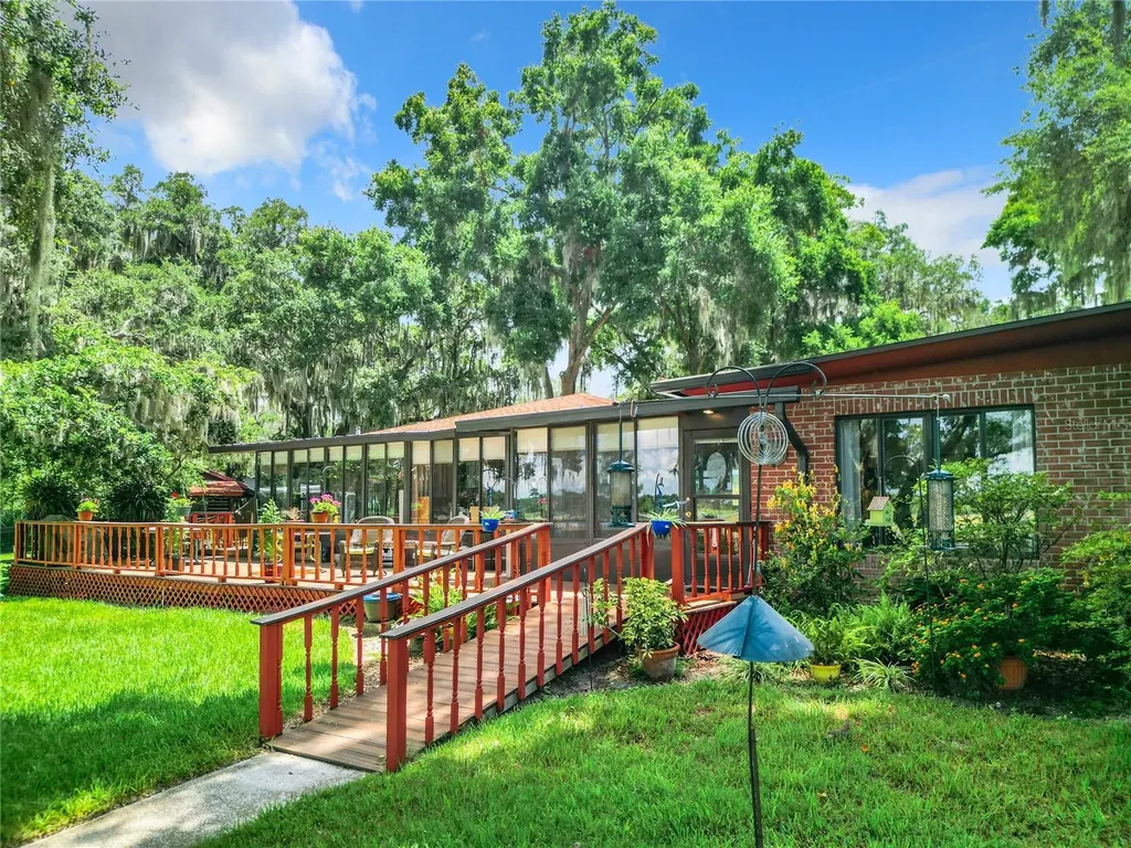 7049 W Riverbend Road Dunnellon FL 34433