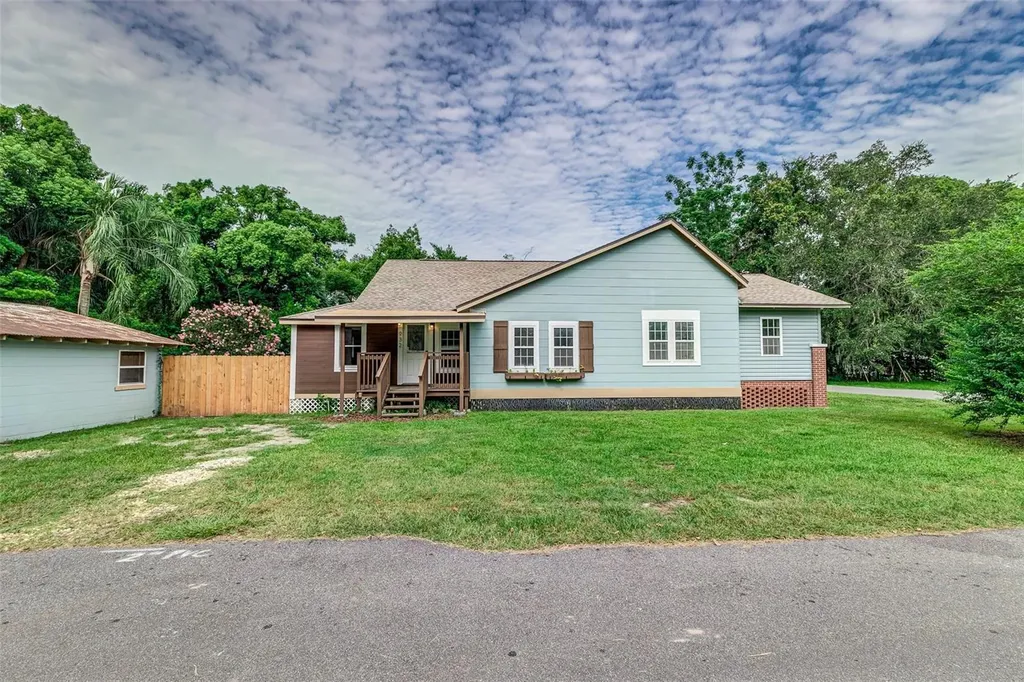 932 Oak Lane Lakeland FL 33811