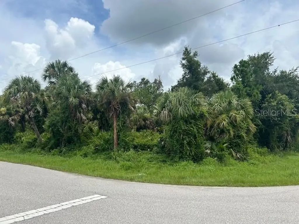 18482 Buttercup Avenue Port Charlotte FL 33954