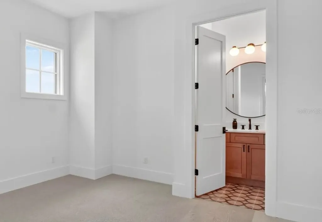 576 Casey Loop Mount Dora FL 32757