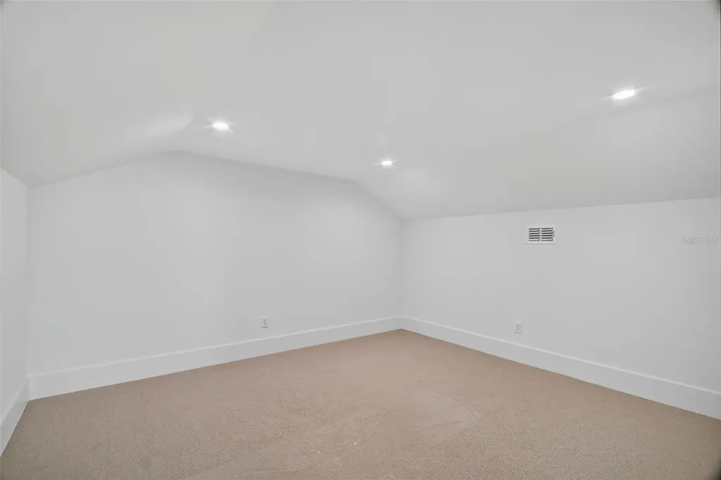 576 Casey Loop Mount Dora FL 32757