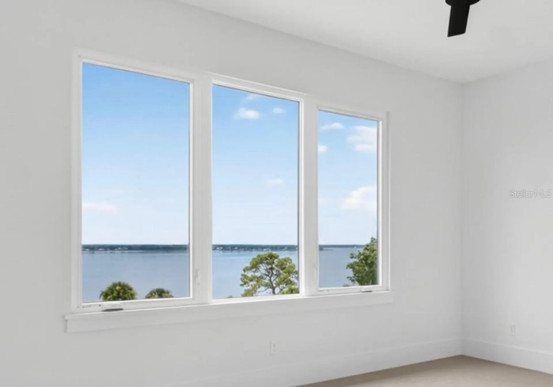576 Casey Loop Mount Dora FL 32757