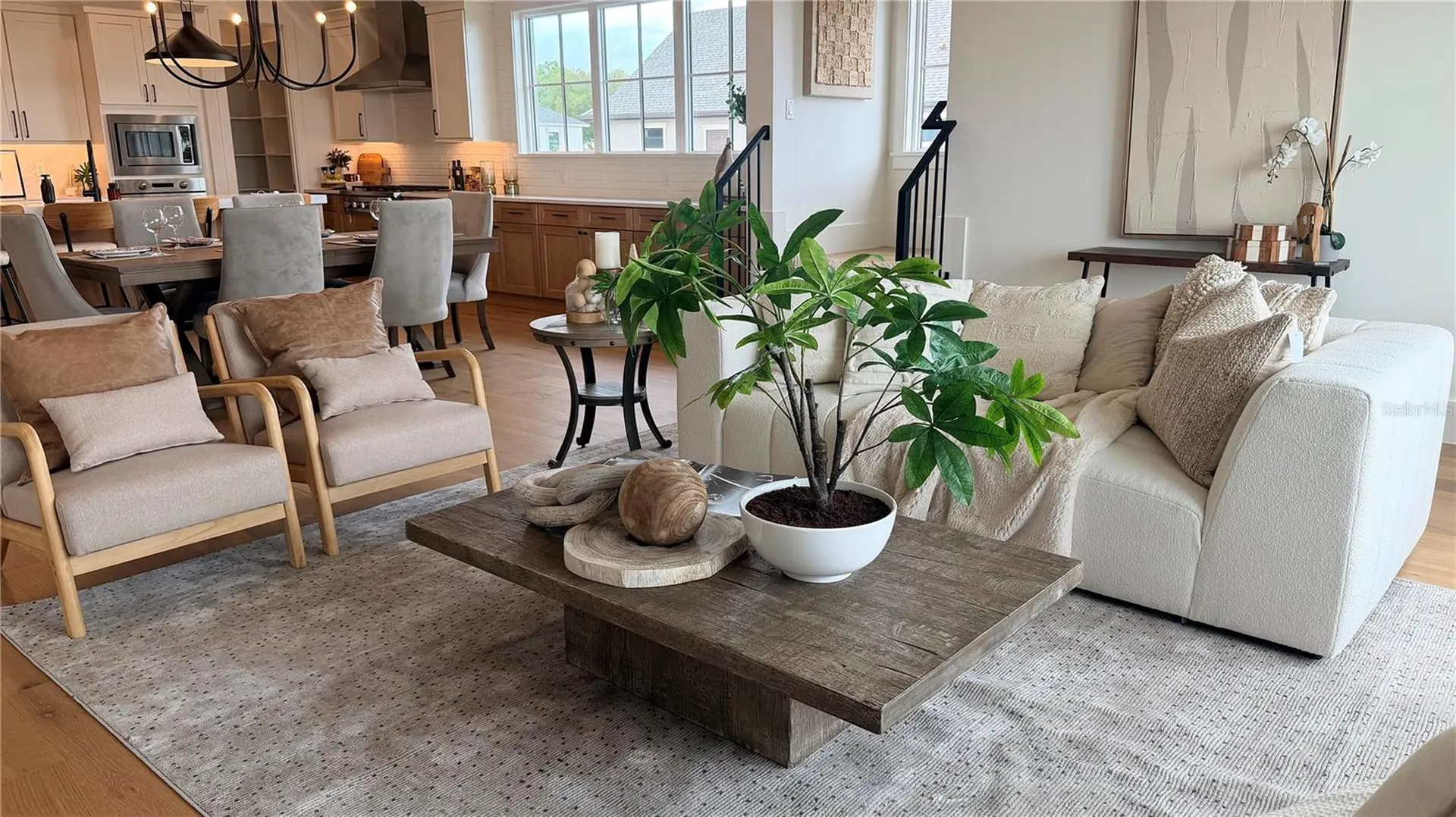 576 Casey Loop Mount Dora FL 32757