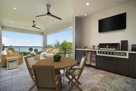 576 Casey Loop Mount Dora FL 32757