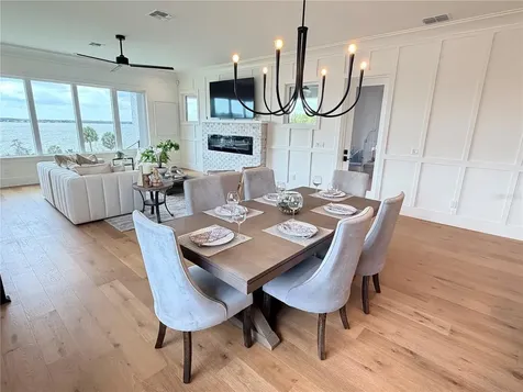 576 Casey Loop Mount Dora FL 32757