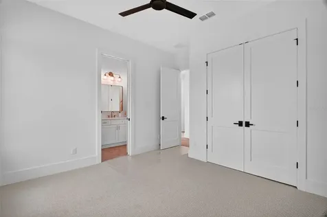 576 Casey Loop Mount Dora FL 32757