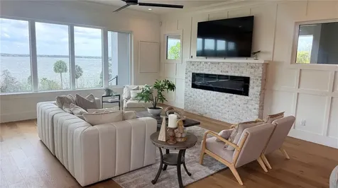 576 Casey Loop Mount Dora FL 32757
