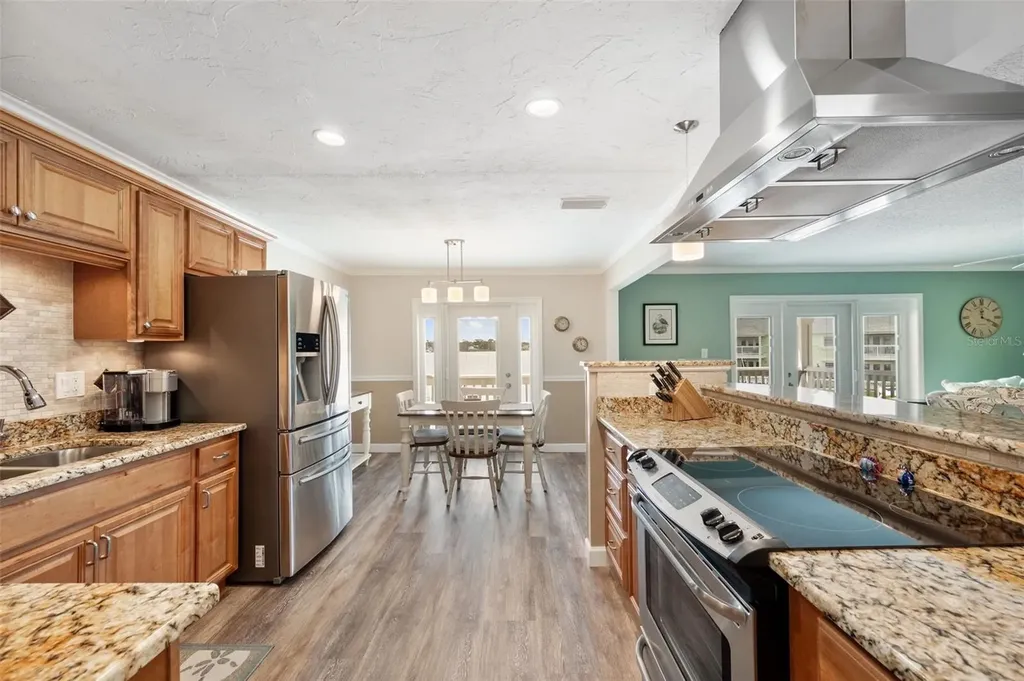 5257 Beach Drive SE St Petersburg FL 33705