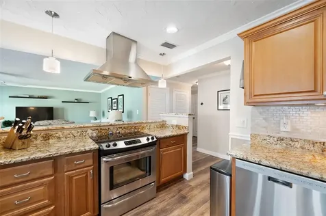 5257 Beach Drive SE St Petersburg FL 33705