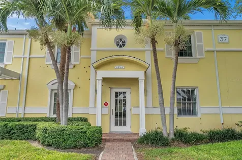 5257 Beach Drive SE St Petersburg FL 33705