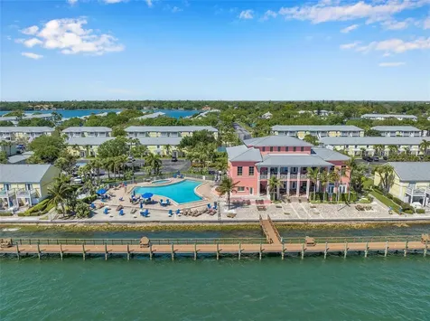 5257 Beach Drive SE St Petersburg FL 33705