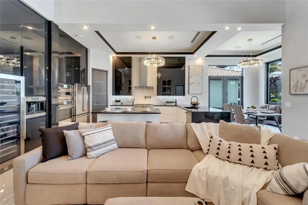 519 Treviso Drive Apollo Beach FL 33572