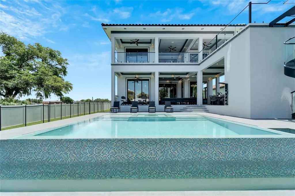 519 Treviso Drive Apollo Beach FL 33572