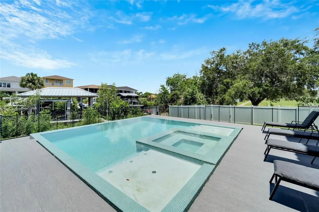 519 Treviso Drive Apollo Beach FL 33572