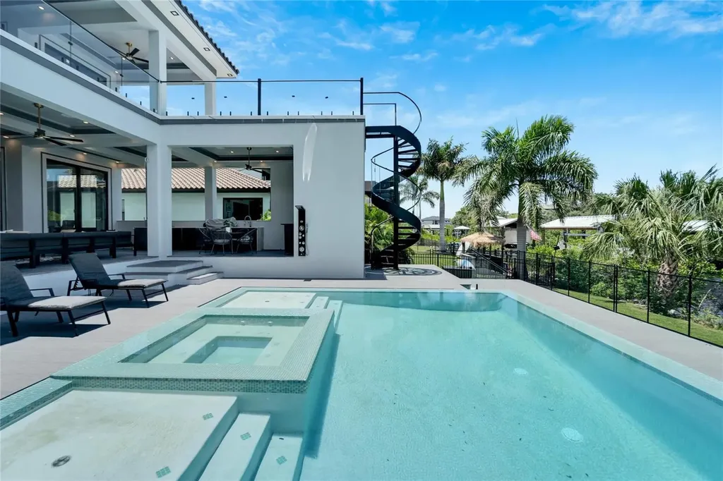 519 Treviso Drive Apollo Beach FL 33572