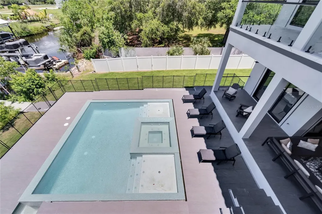 519 Treviso Drive Apollo Beach FL 33572