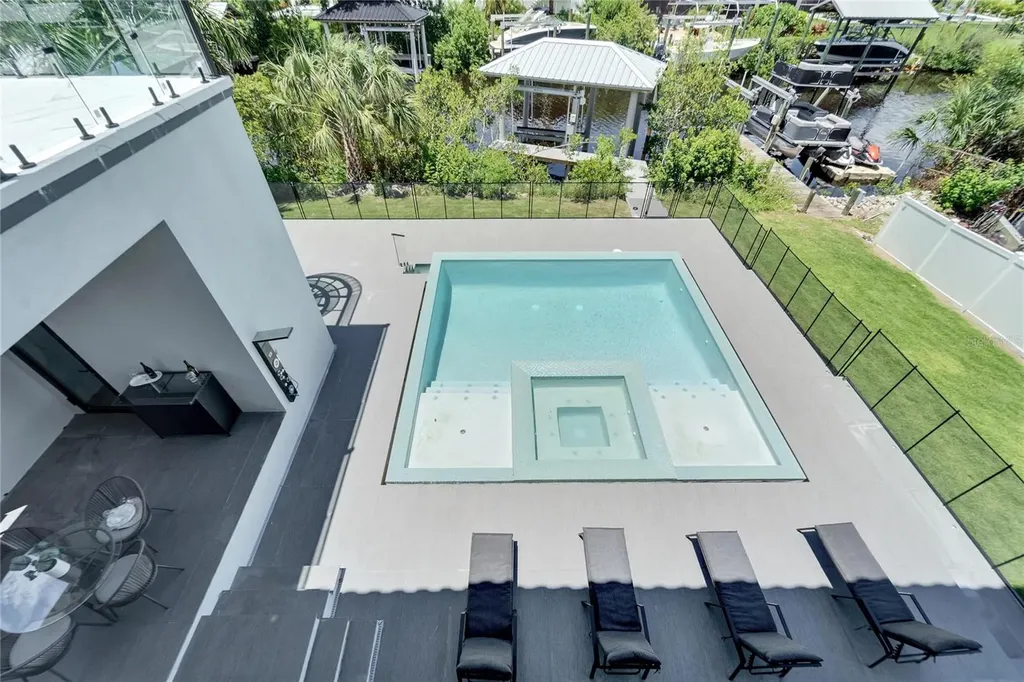 519 Treviso Drive Apollo Beach FL 33572