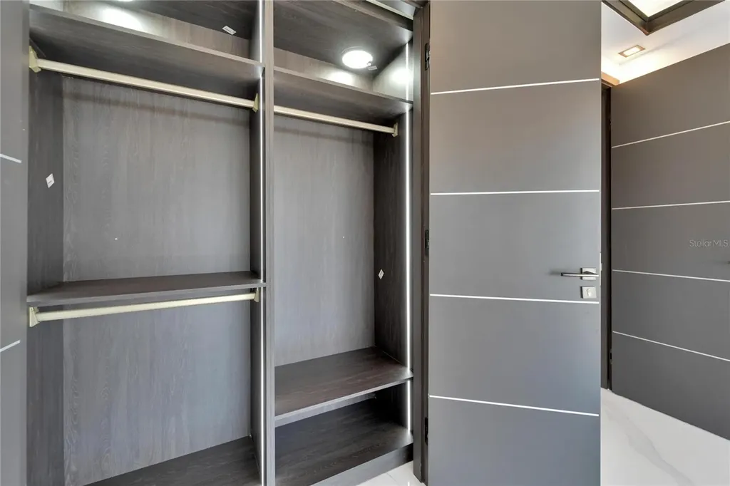 517 Treviso Drive Apollo Beach FL 33572