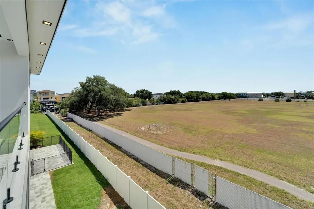 517 Treviso Drive Apollo Beach FL 33572