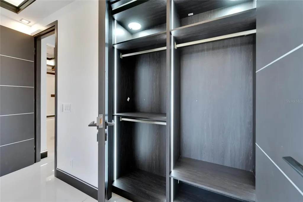 517 Treviso Drive Apollo Beach FL 33572