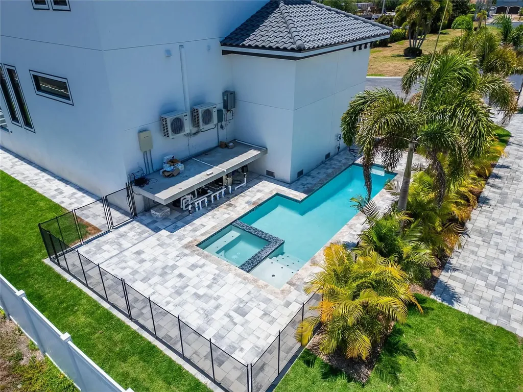 517 Treviso Drive Apollo Beach FL 33572