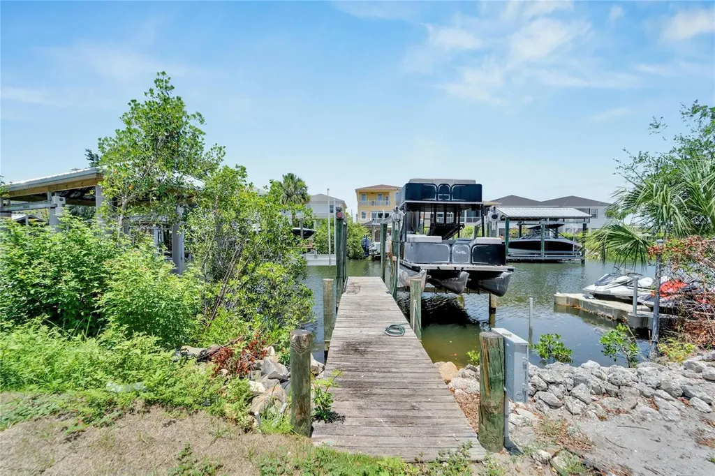 517 Treviso Drive Apollo Beach FL 33572