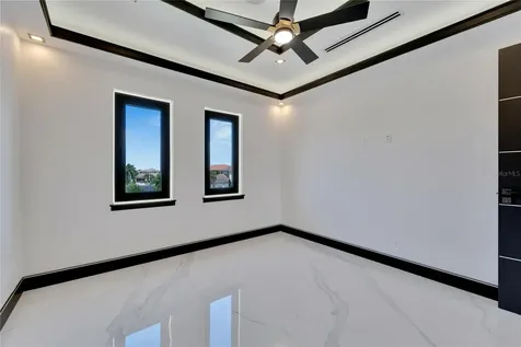 517 Treviso Drive Apollo Beach FL 33572