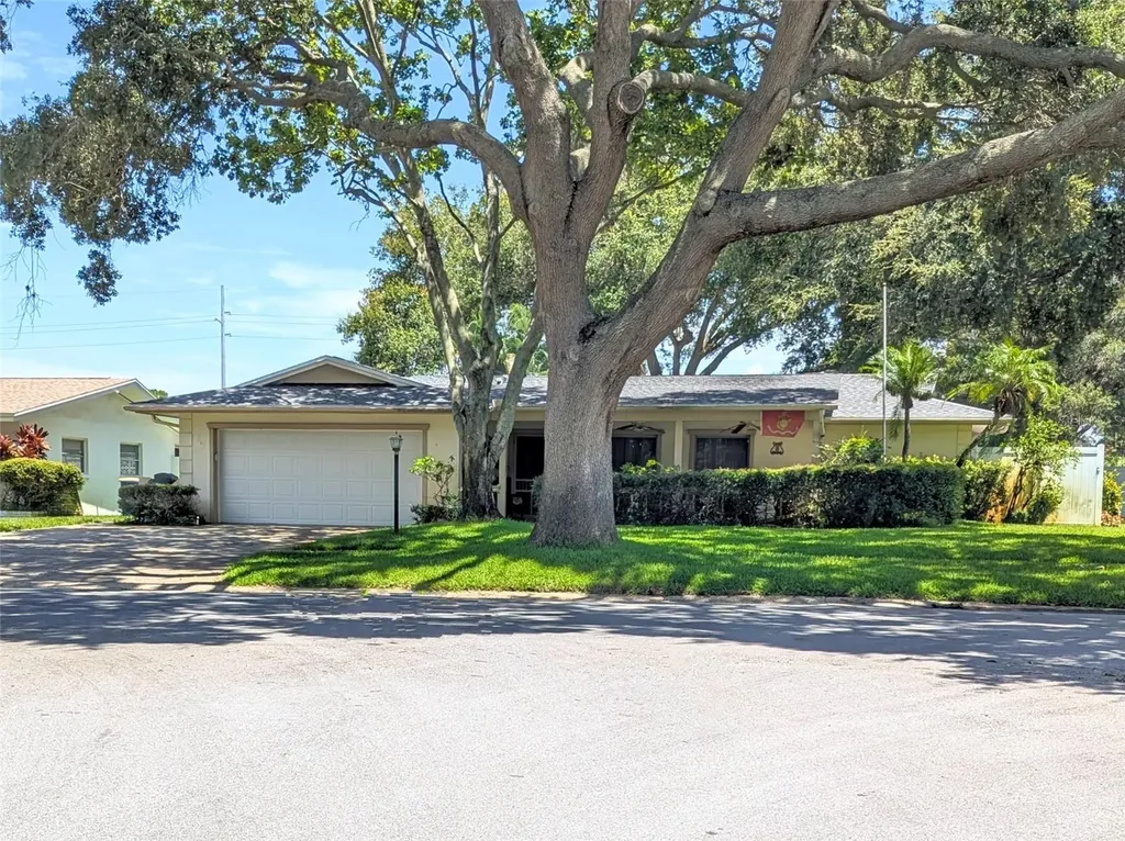 1678 Algonquin Drive Clearwater FL 33755
