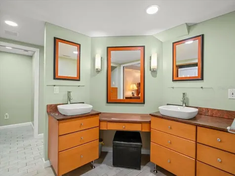 4405 Carrollwood Village Drive Tampa FL 33618