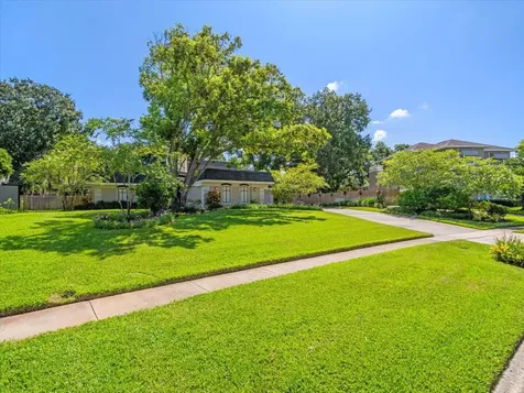 4405 Carrollwood Village Drive Tampa FL 33618