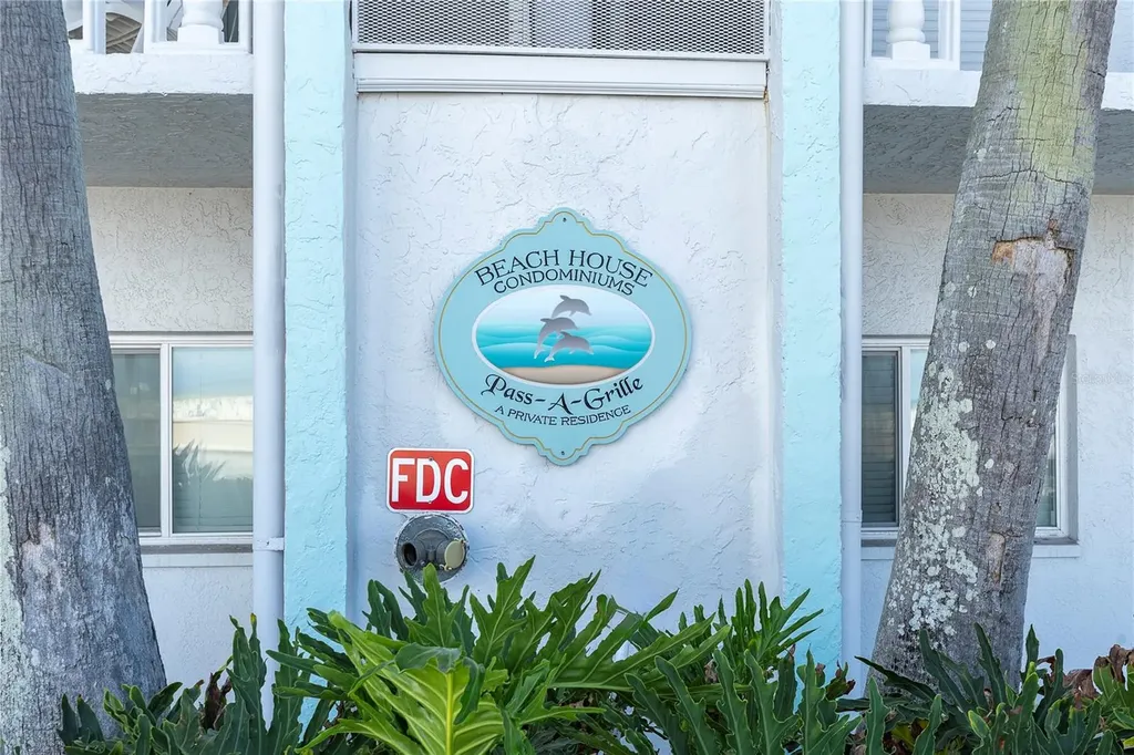 403 Gulf Way St Pete Beach FL 33706