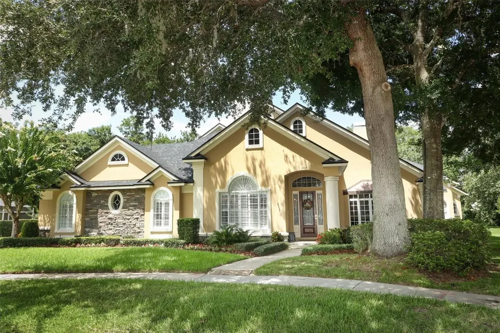 1608 Billingshurst Court Orlando FL 32825
