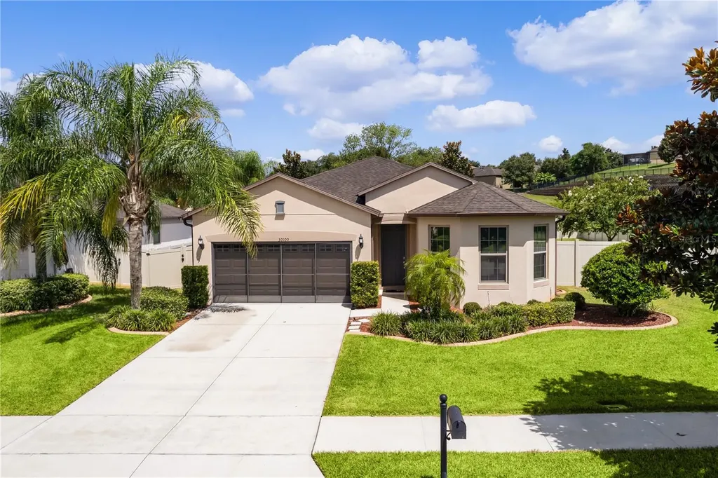 30100 Kladruby Point Mount Dora FL 32757