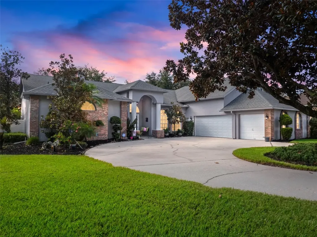 2531 Regal River Road Valrico FL 33596