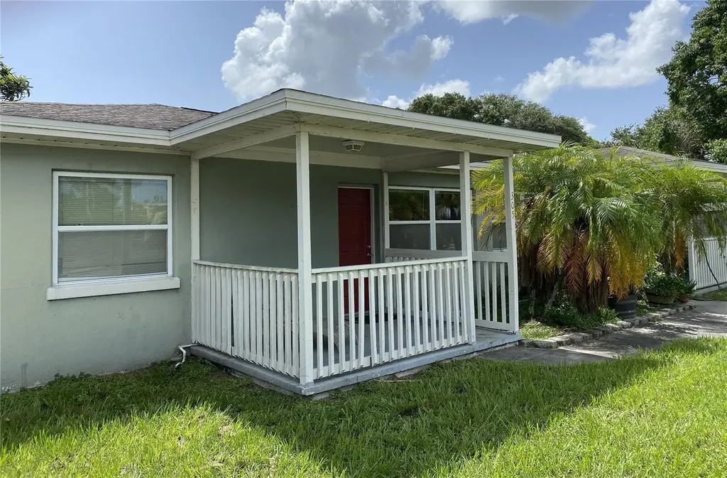 305 S Venus Avenue Clearwater FL 33755