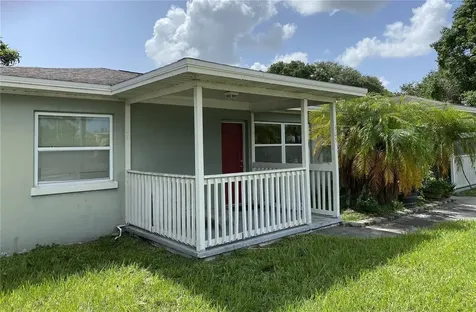 305 S Venus Avenue Clearwater FL 33755