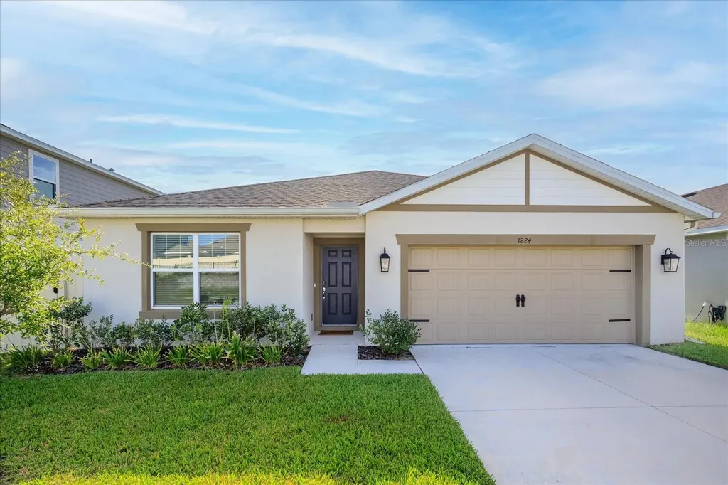 1224 Sugarwood Street Davenport FL 33837