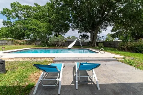811 N Lavon Avenue Kissimmee FL 34741