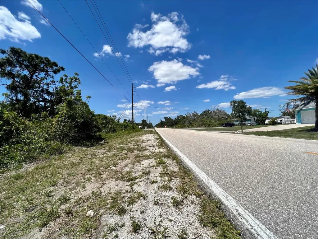 4267 Gillot Boulevard Port Charlotte FL 33981