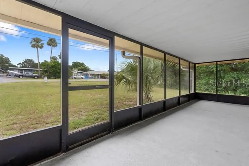 1404 E Alfred Street Tavares FL 32778