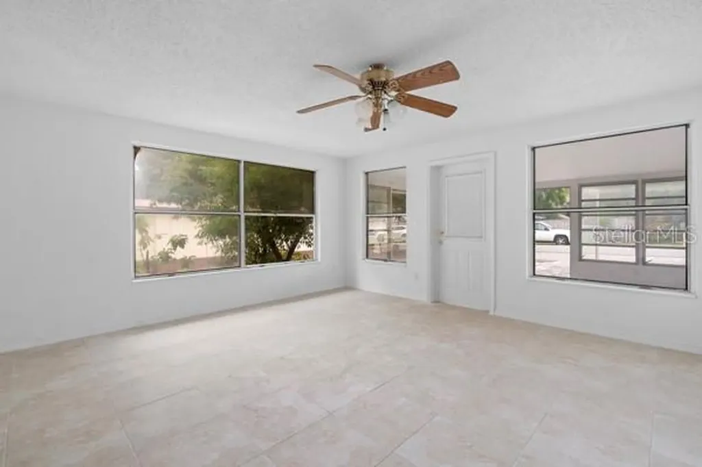 1404 E Alfred Street Tavares FL 32778