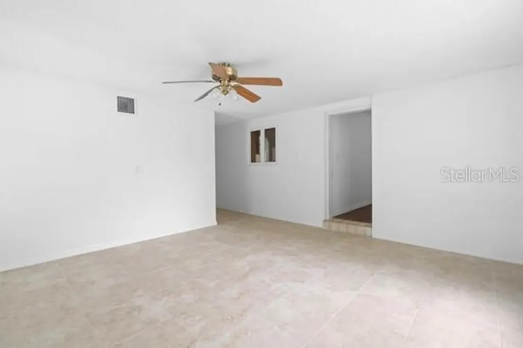 1404 E Alfred Street Tavares FL 32778