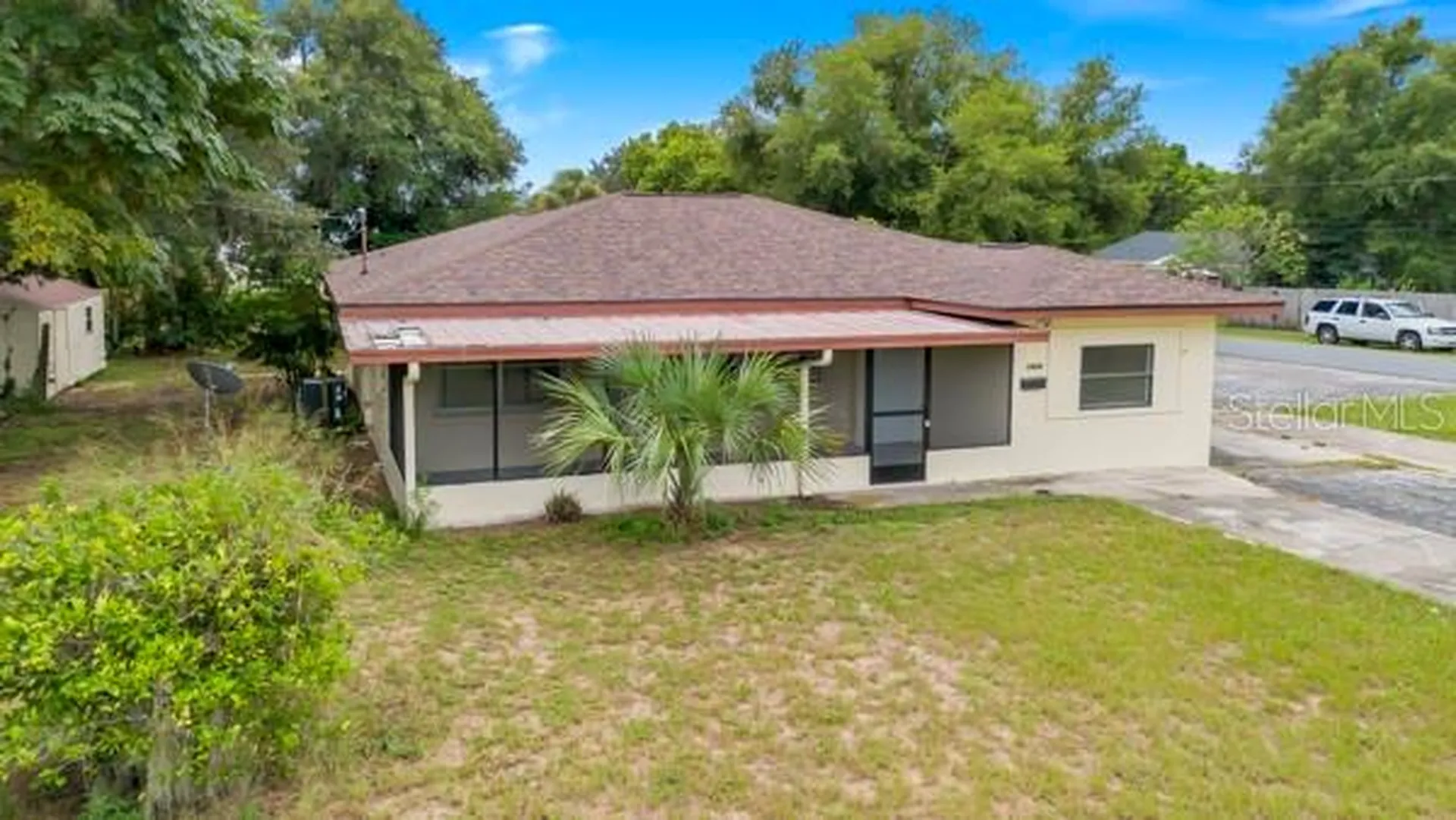 1404 E Alfred Street Tavares FL 32778