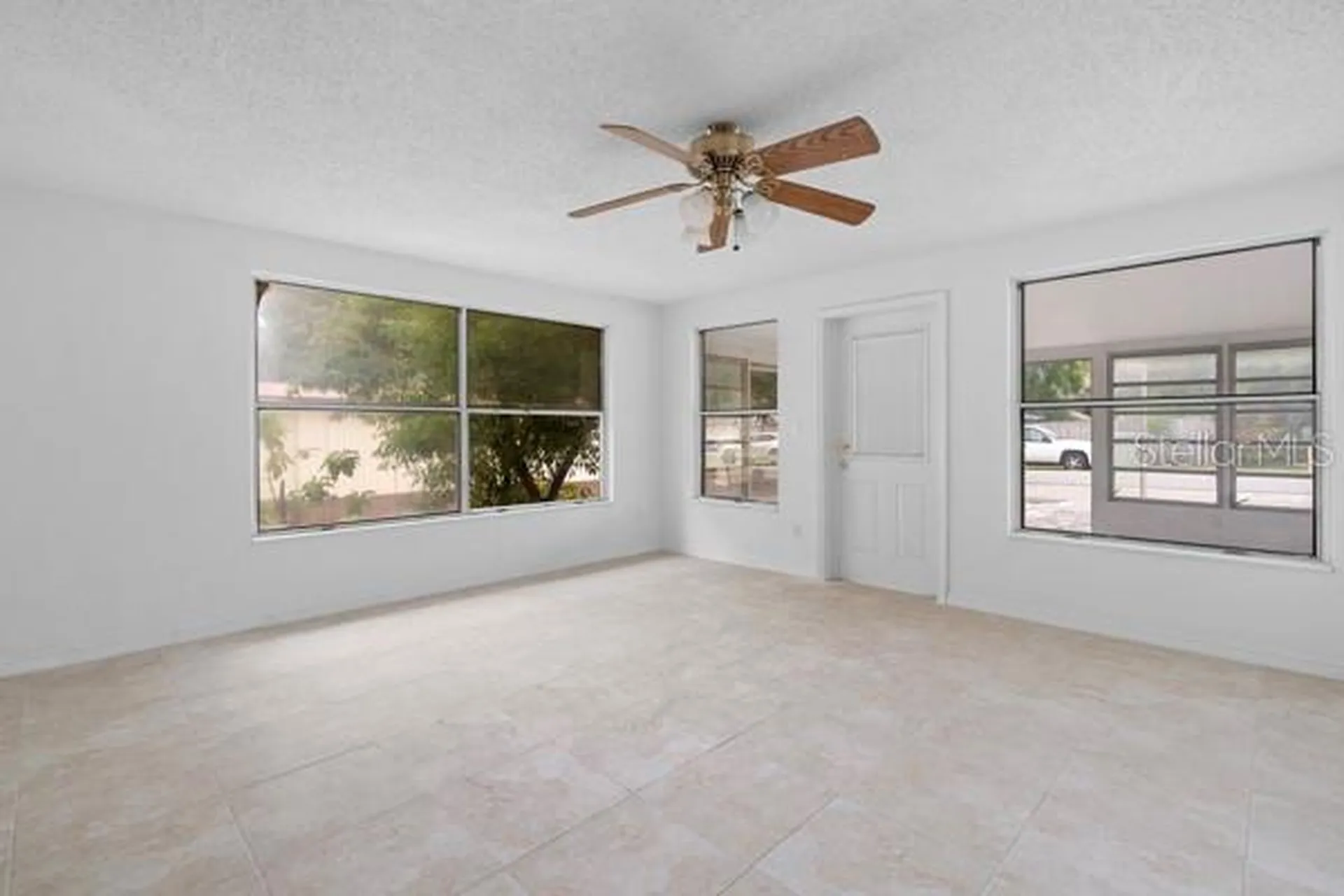 1404 E Alfred Street Tavares FL 32778