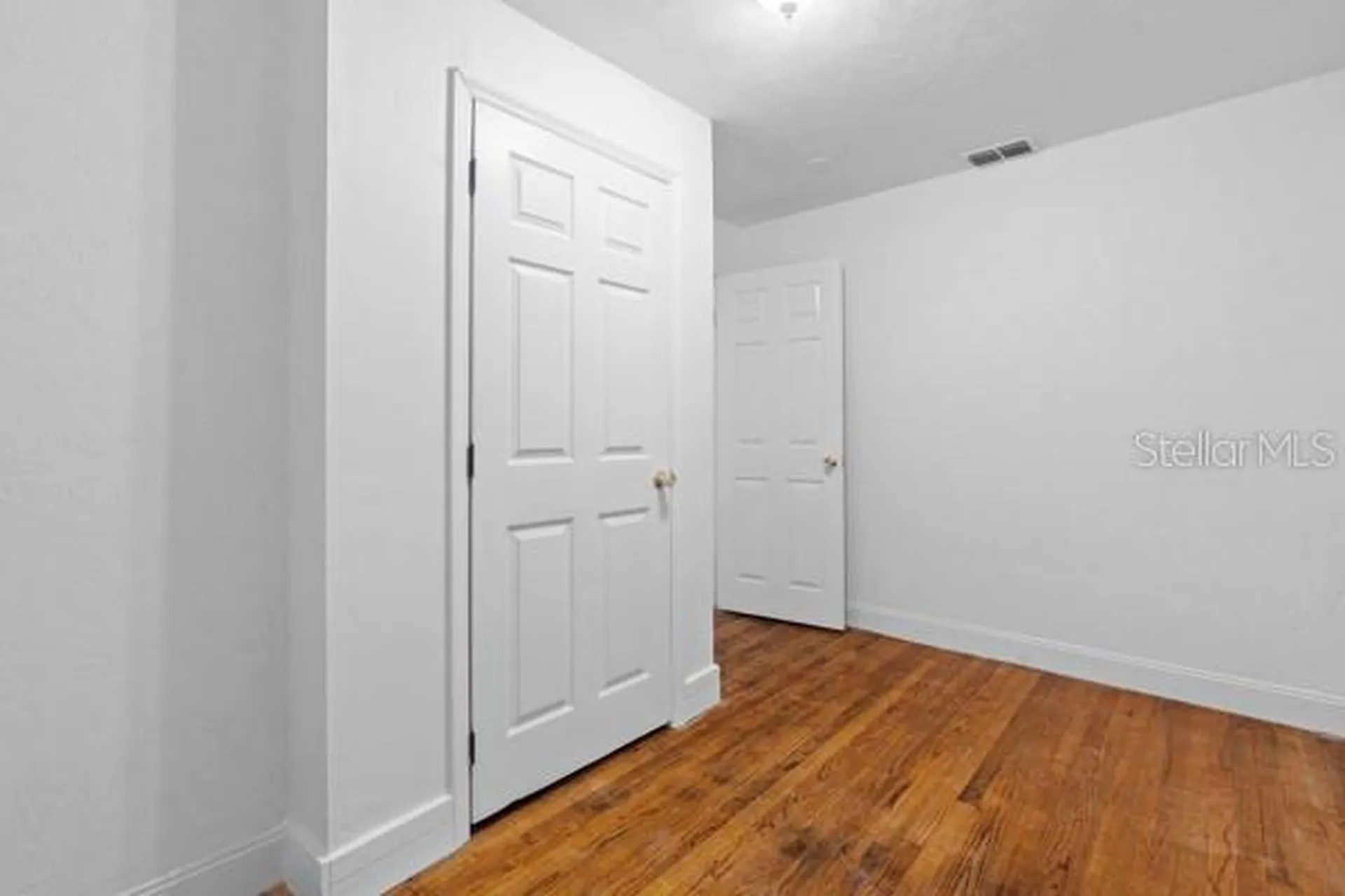 1404 E Alfred Street Tavares FL 32778